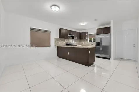 1029 SW 11th Avenue Miami FL 33130