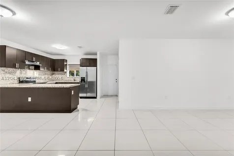 1029 SW 11th Avenue Miami FL 33130