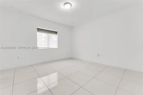 1029 SW 11th Avenue Miami FL 33130