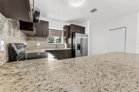 1029 SW 11th Avenue Miami FL 33130