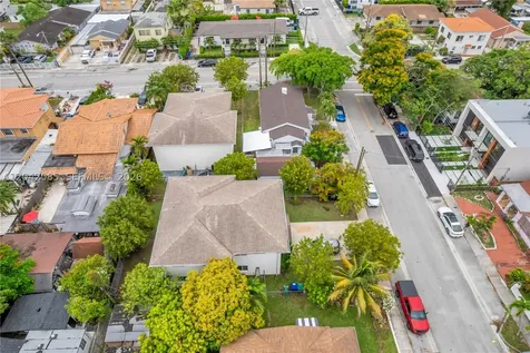 1029 SW 11th Avenue Miami FL 33130