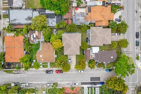 1029 SW 11th Avenue Miami FL 33130