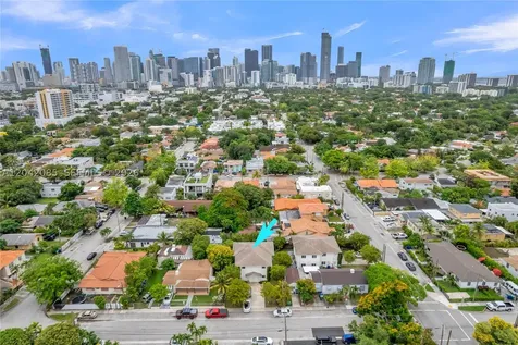 1029 SW 11th Avenue Miami FL 33130