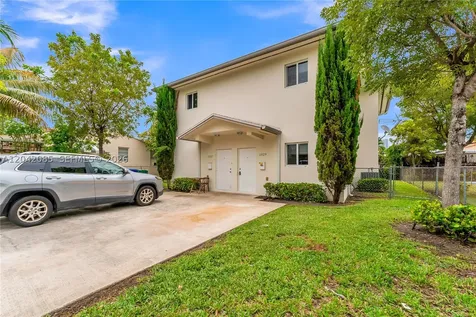 1029 SW 11th Avenue Miami FL 33130