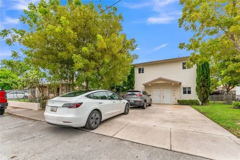 1029 SW 11th Avenue Miami FL 33130