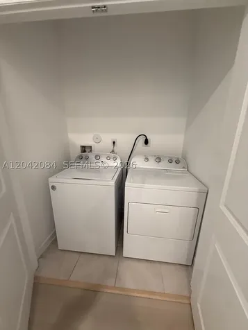 669 SW 11th Street Florida City FL 33034