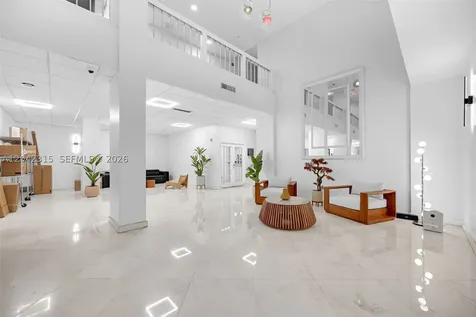 2750 NE 183rd Street Aventura FL 33160