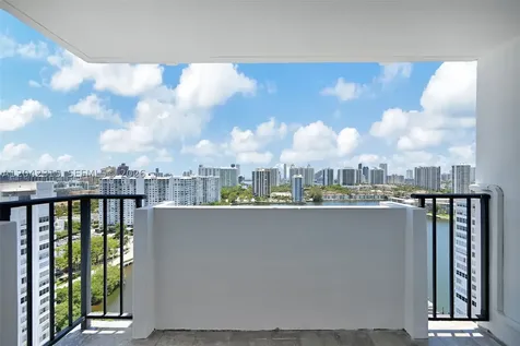 2750 NE 183rd Street Aventura FL 33160