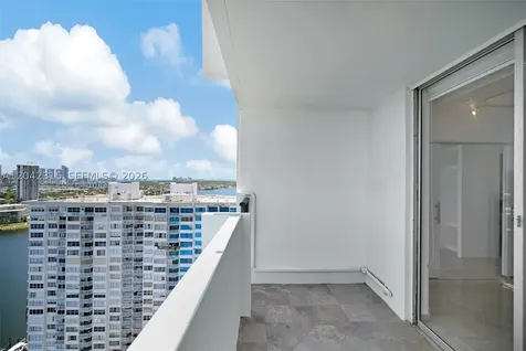 2750 NE 183rd Street Aventura FL 33160
