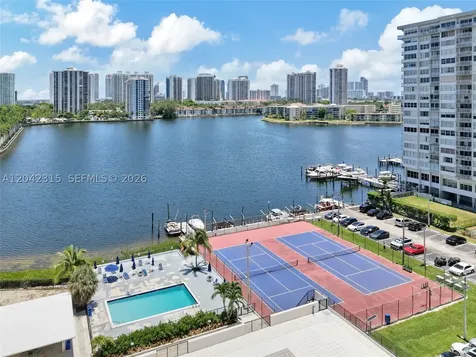 2750 NE 183rd Street Aventura FL 33160