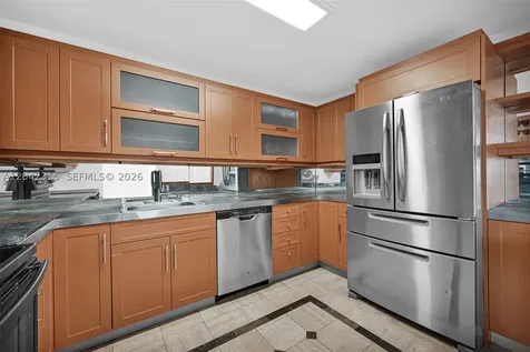 2750 NE 183rd Street Aventura FL 33160
