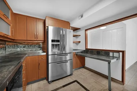 2750 NE 183rd Street Aventura FL 33160