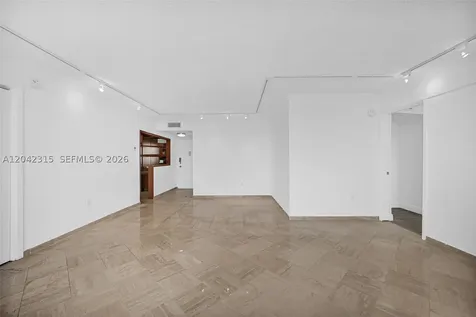 2750 NE 183rd Street Aventura FL 33160