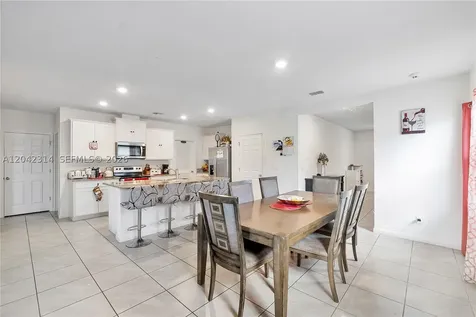 12276 SW Nettuno Way Port St. Lucie FL 34987