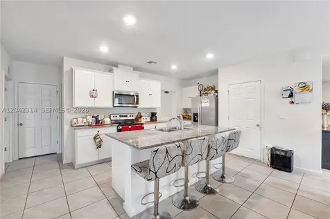 12276 SW Nettuno Way Port St. Lucie FL 34987