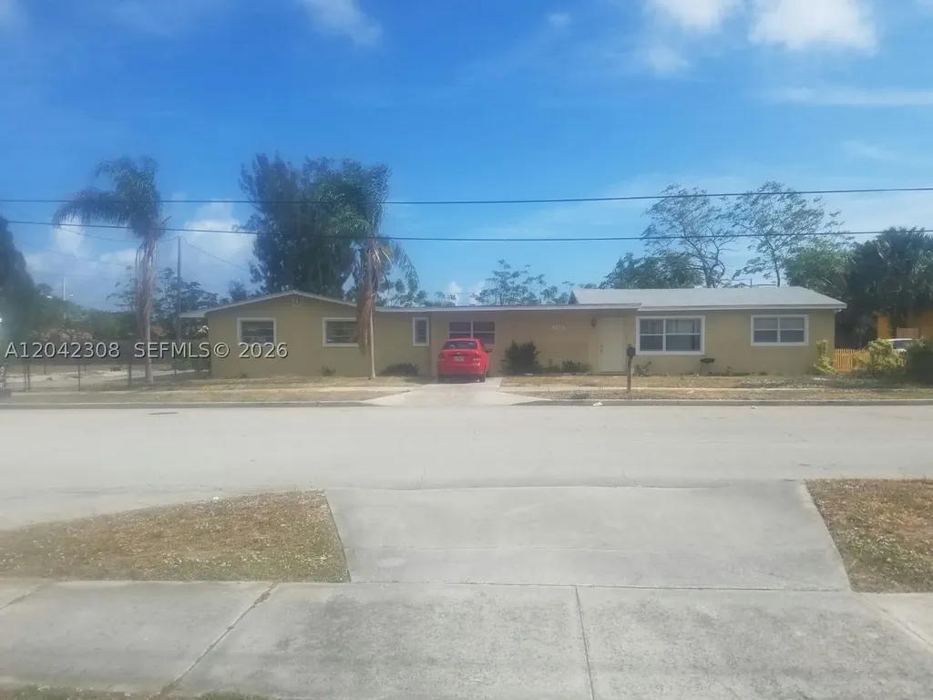 4214 Greenwood Avenue West Palm Beach FL 33407