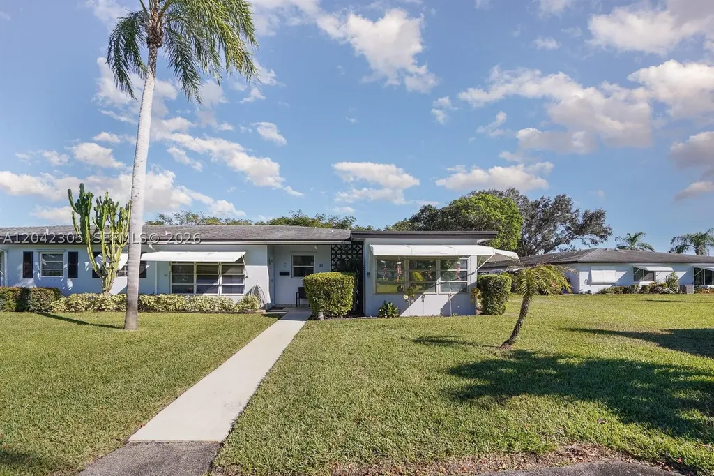 560 High Point Drive Delray Beach FL 33445