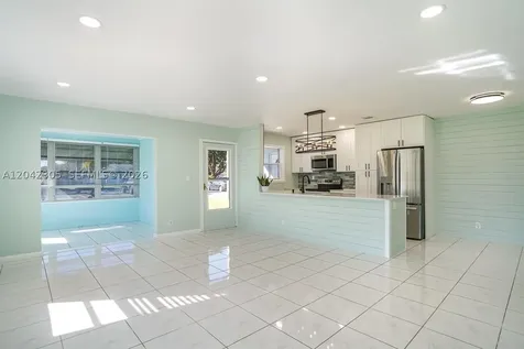560 High Point Drive Delray Beach FL 33445