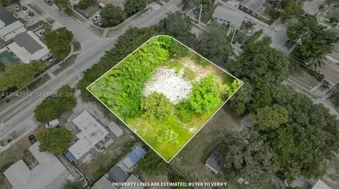 1585 NE 158th Street North Miami Beach FL 33162