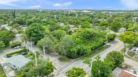 1585 NE 158th Street North Miami Beach FL 33162
