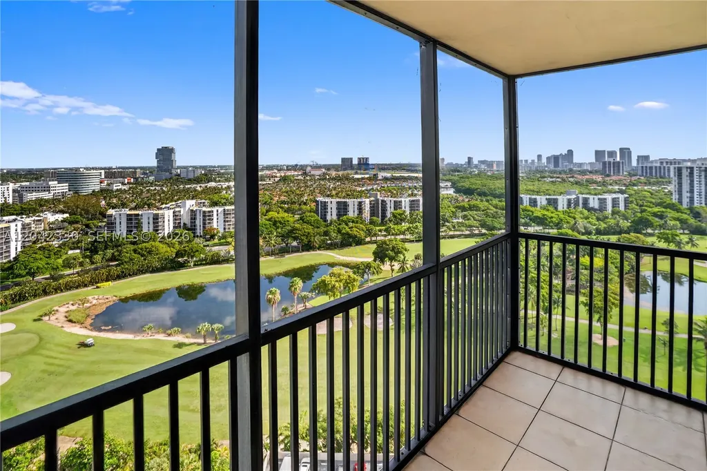 20301 W Country Club Drive Aventura FL 33180