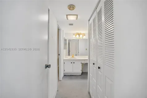 20301 W Country Club Drive Aventura FL 33180