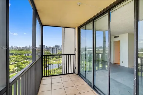 20301 W Country Club Drive Aventura FL 33180
