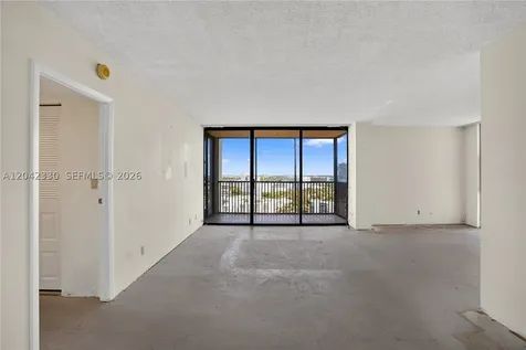 20301 W Country Club Drive Aventura FL 33180