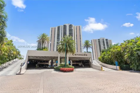 20301 W Country Club Drive Aventura FL 33180