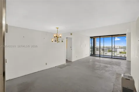 20301 W Country Club Drive Aventura FL 33180