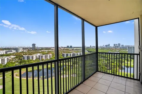 20301 W Country Club Drive Aventura FL 33180