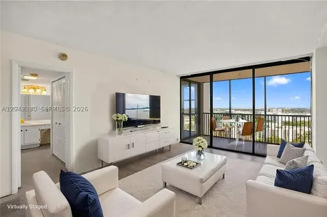 20301 W Country Club Drive Aventura FL 33180