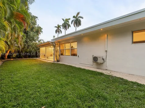1000 NE 85th Street Miami FL 33138