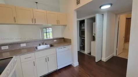 9877 Nob Hill Lane Sunrise FL 33351