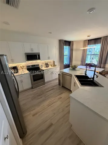 1361 SE 27th Terrace Homestead FL 33035
