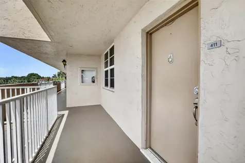 250 Jacaranda Drive Plantation FL 33324