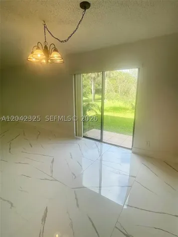403 Lakeview Drive Weston FL 33326