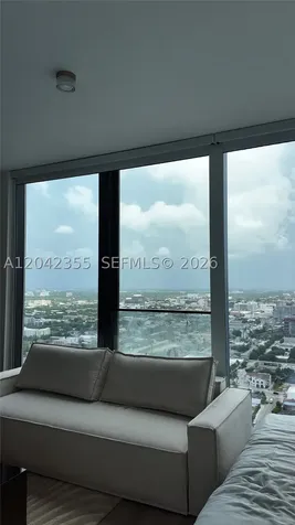 20 NE 11th Street Miami FL 33132