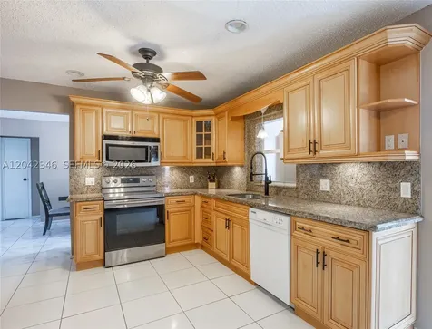 8350 NW 27th Place Sunrise FL 33322