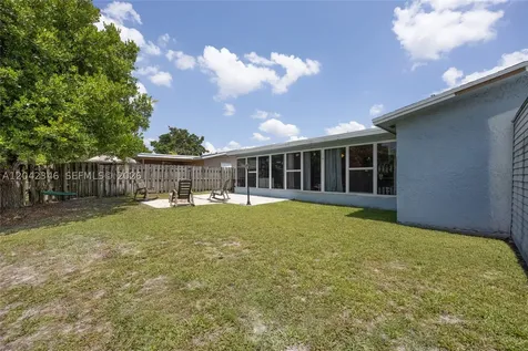 8350 NW 27th Place Sunrise FL 33322
