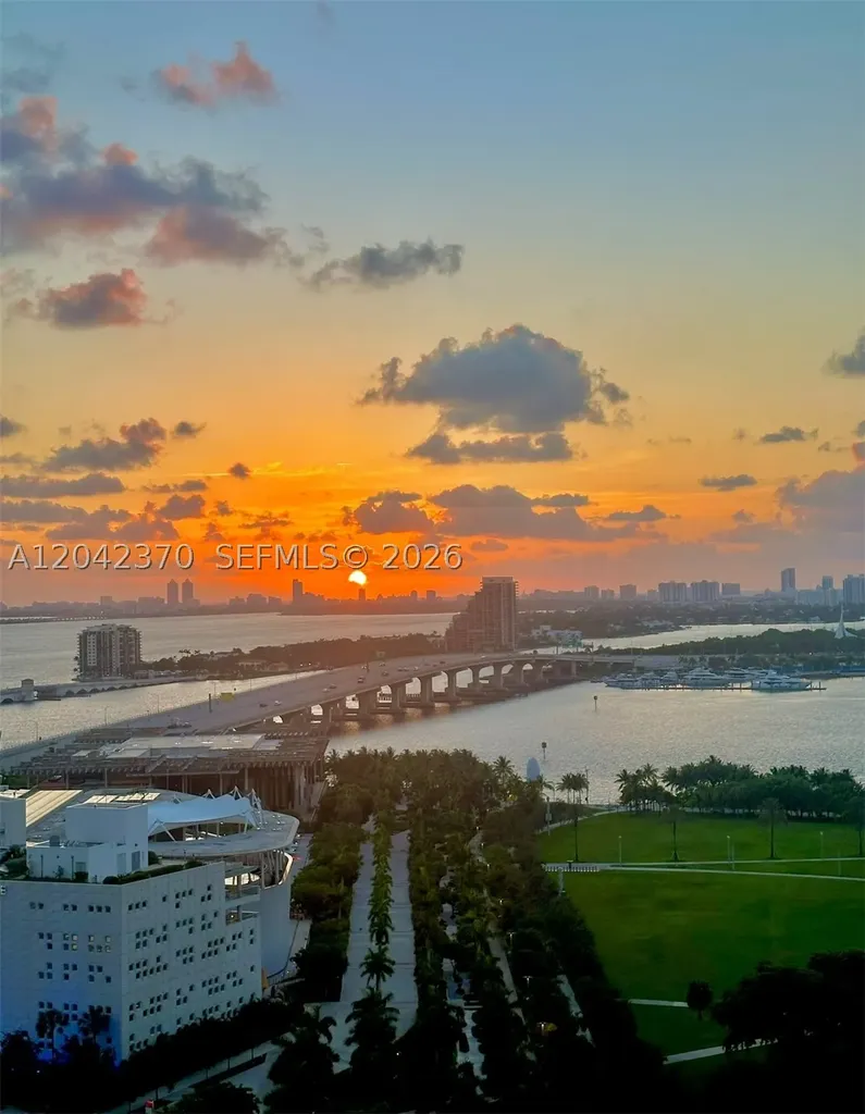 900 Biscayne Boulevard Miami FL 33132