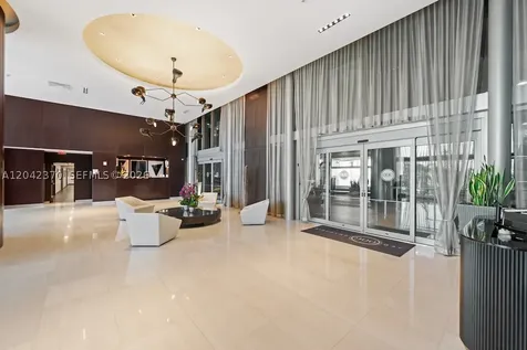 900 Biscayne Boulevard Miami FL 33132