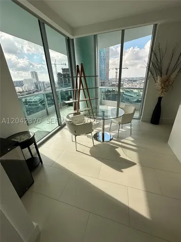 900 Biscayne Boulevard Miami FL 33132