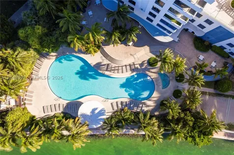 1330 West Avenue Miami Beach FL 33139