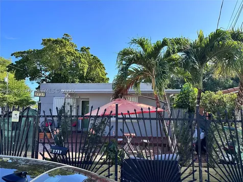 2737 NW 13th Avenue Miami FL 33142