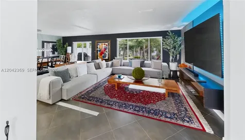 121 NE 18th Street Homestead FL 33030