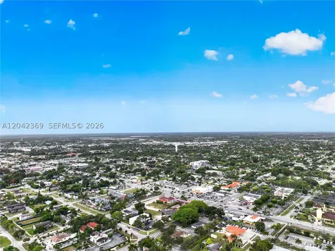 121 NE 18th Street Homestead FL 33030