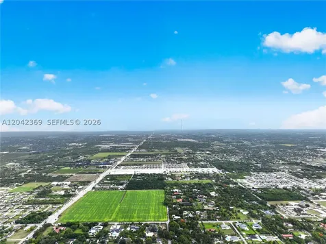 121 NE 18th Street Homestead FL 33030