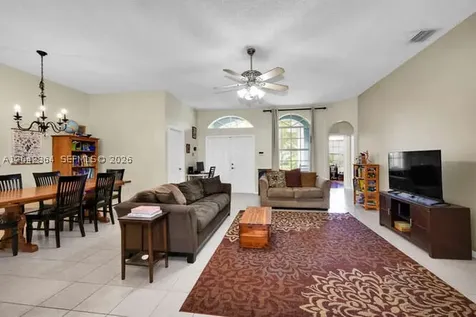 2405 SE 5th Court Homestead FL 33033