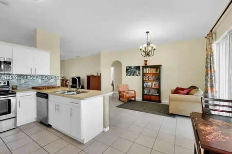 2405 SE 5th Court Homestead FL 33033